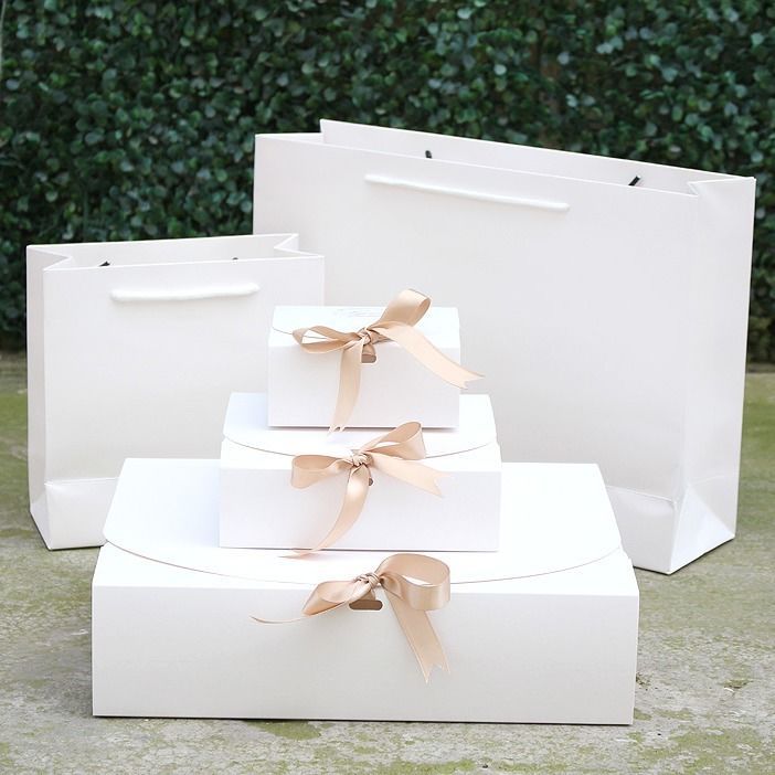 Elegant Boxes and Bags White | for Sweaters, High Heel shoes